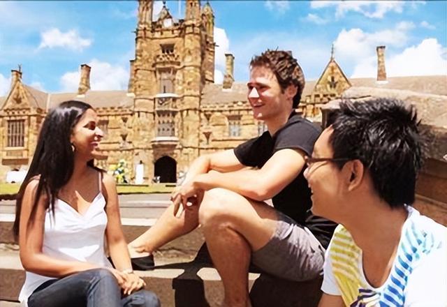 不同学历去澳大利亚留学有哪些要求？